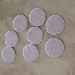 SALE! Bundle of (8) 1.5" Felt Pads nwot